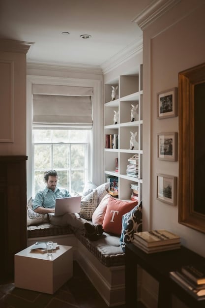 Maximize Your Space: Clever Decorating Ideas for US Homes in 2025